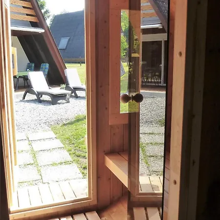 Vakantiehuis Eichhoernchen-in Der Zuhause-ferienhaus Mit Fass Sauna Im Garten Und Moderner Klimaanlage Gossersweiler-Stein
